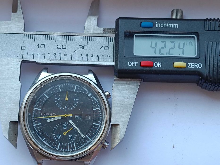 Часовник SEIKO chronograph