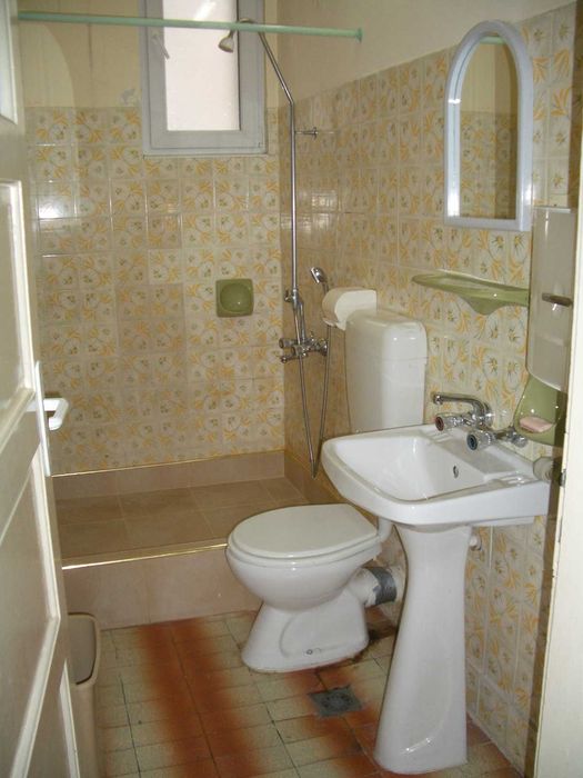 Дава се под наем Двустаен апартамент в София, Център - 120 кв.м за 450 € - Снимка #6