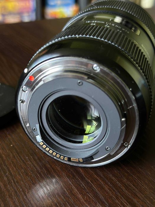 Sigma 18-35mm f/1.8 Art (EF)