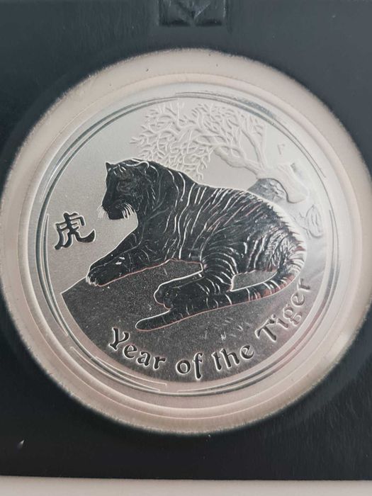 Лот от 3 бр Лунари сребро 1/2 oz куче 2018, тигър 2010 и прасенце 2019