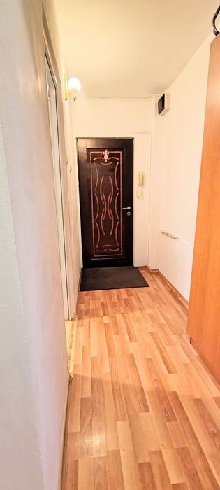 Proprietar, vând apartament cu 2 camere, decomandat