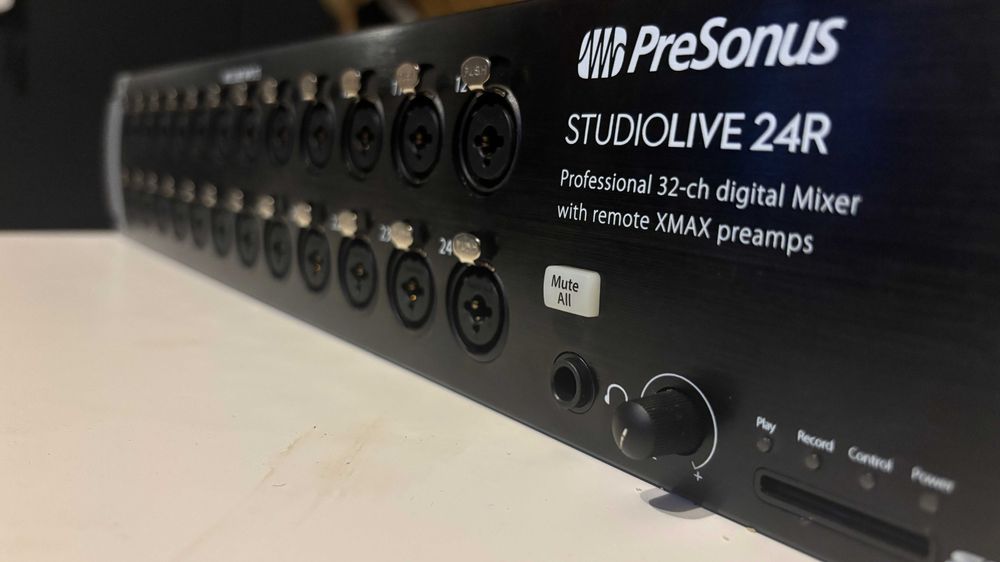 Sistem complet mixer+rack scena IDEAL studio, sali repetitii, concerte