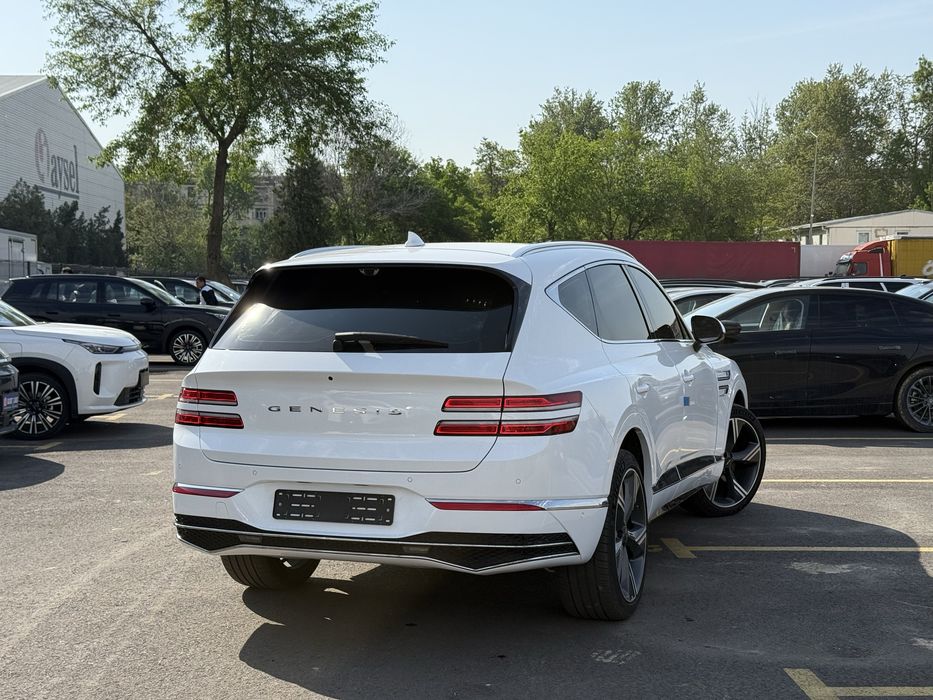 Genesis GV80 2.5L 2025 В наличии
