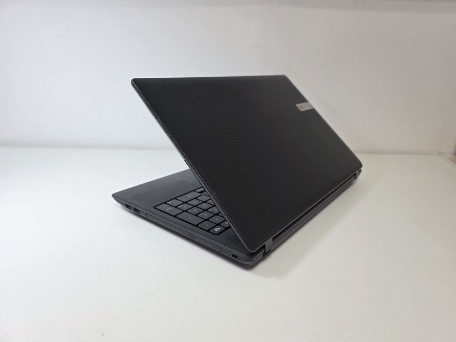 Laptop Acer SSD 15.6 HD cu  CA NOU Garantie