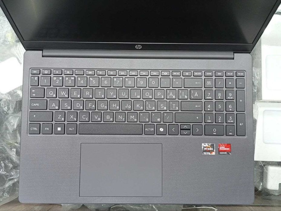 HP 15-fc0045nq AMD Ryzen 3-7320U, DDR4 8GB, SSD 1TB, 15.6" FHD 250nit