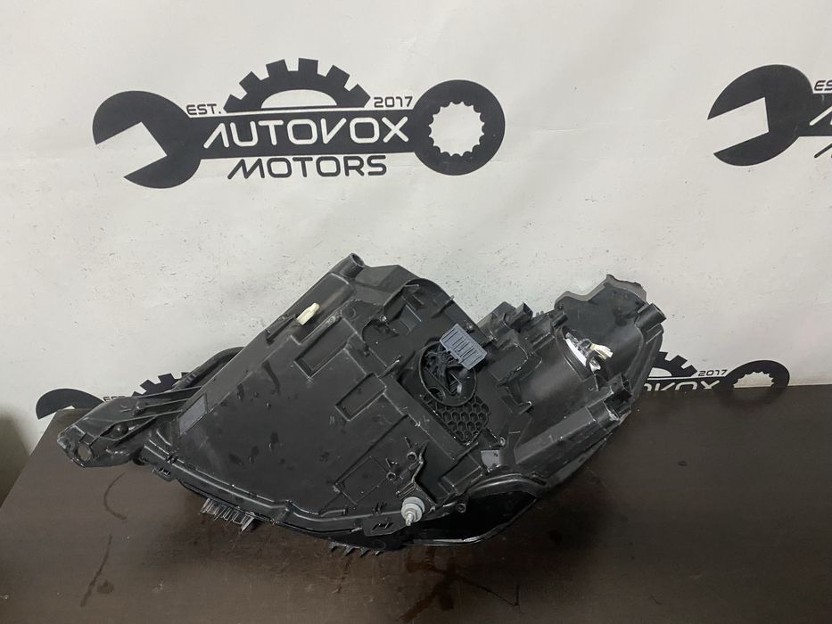 Far dreapta full led Peugeot 208  2008 an 2019-2023