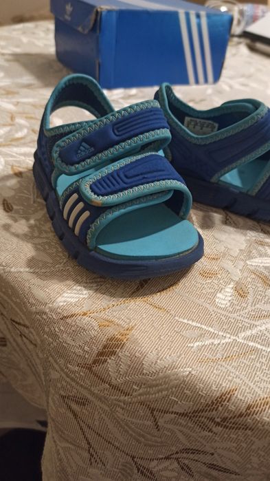 Детски сандали Adidas