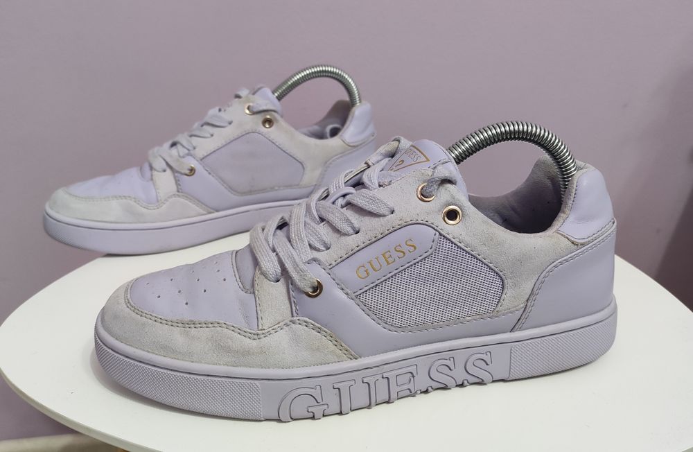 Guess size 39 Дамски кецове