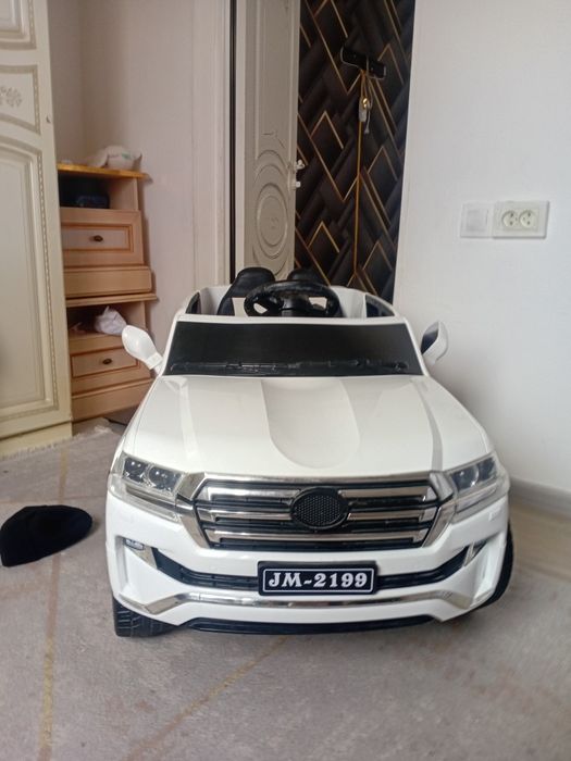 Машина на пультом