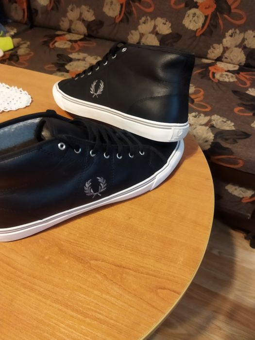Високи кецове Fred Perry