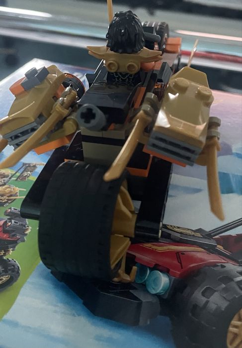 Lego ninjago figurina