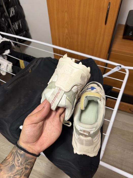 Off white Odsy 1000