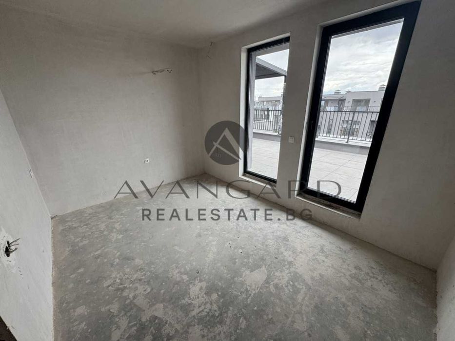 Продава се Тристаен апартамент в Пловдив, Кършияка - 274 кв.м за 929 €/кв.м - Снимка #4