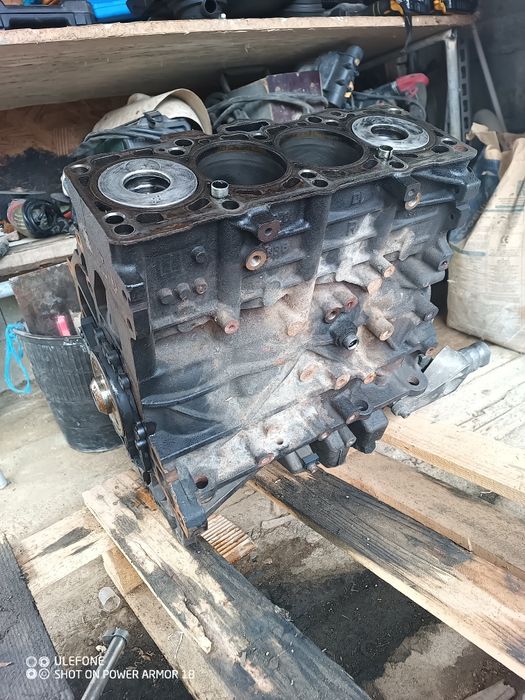 Блок за 2.0ТDI AUDI