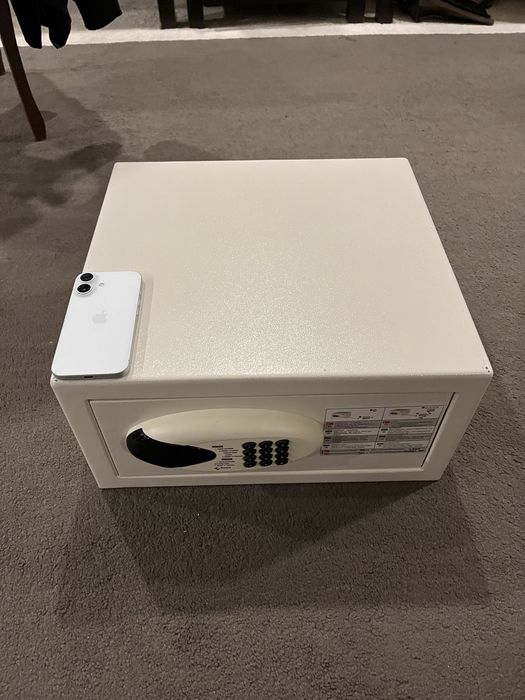 Кодовый сейф kaan для гостиницы оптом