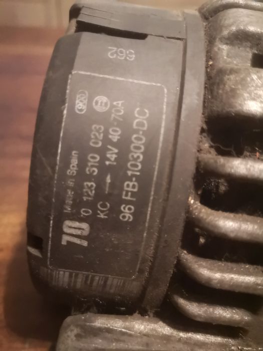 Форд Ка, 1.3, генератор 99гв.