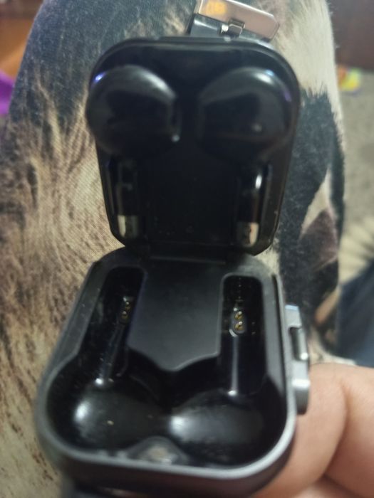 Смарт часы с наушниками