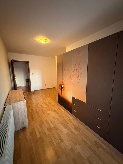 Vând Apartament pe Calea Baciului