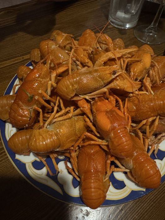 Живые  раки от 3500кг