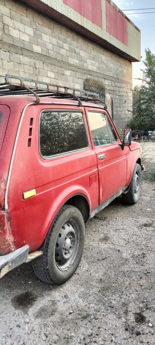 Нива на ходу продам