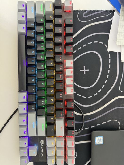 проводной клавиатура