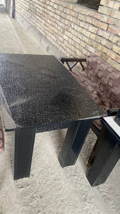 Stol stullar sotiladi