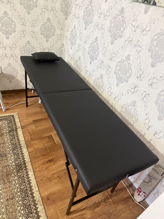 Продам новую кушетку