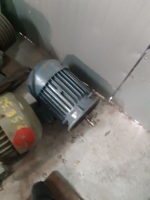 Електромотори и редуктори