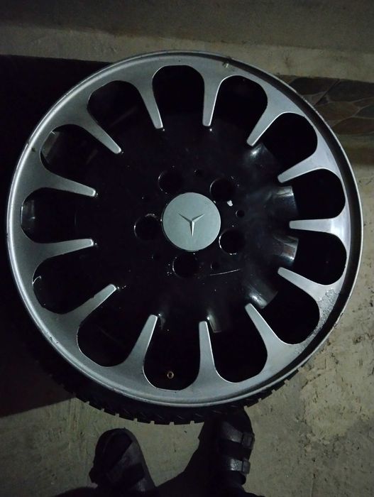 Set Jante mercedes R16  și 4 cauciucuri r 16