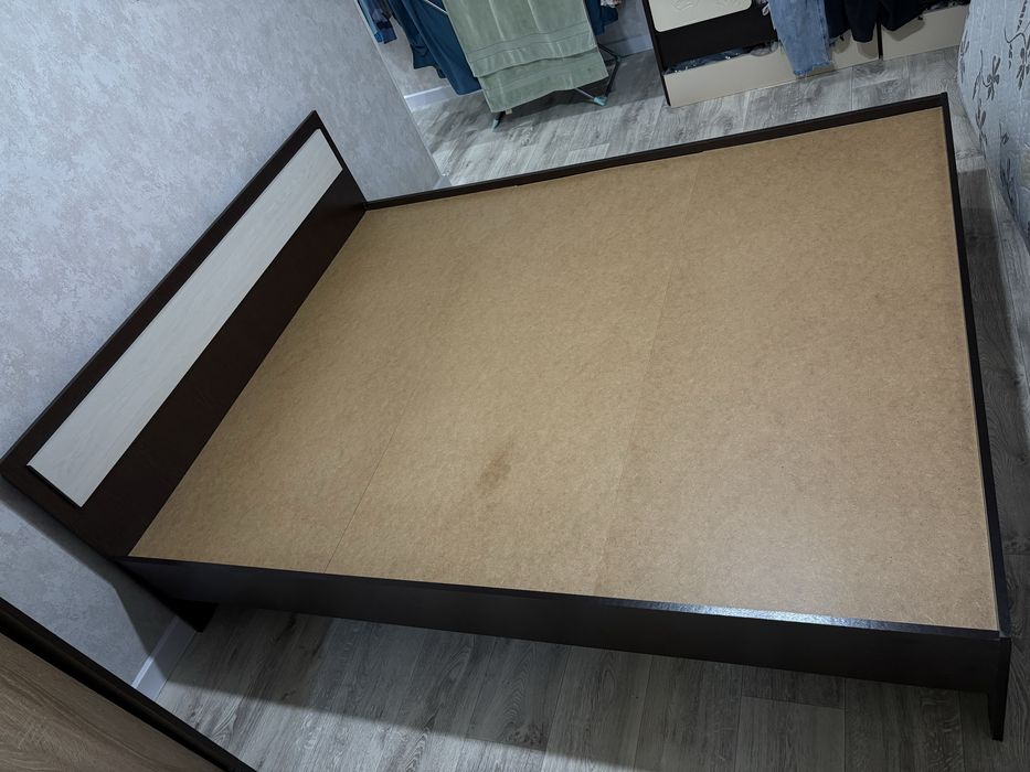 Продам кровать 15т 1 ЭТАЖ