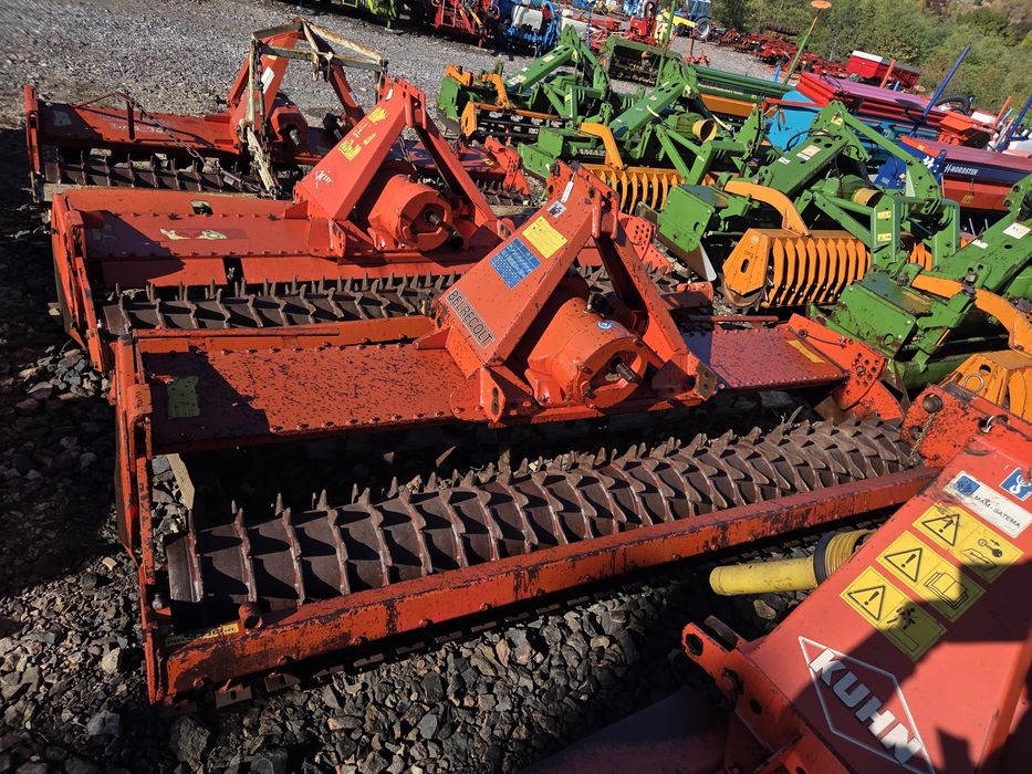 Freza Grapa Rotativa Kuhn HRB 301D