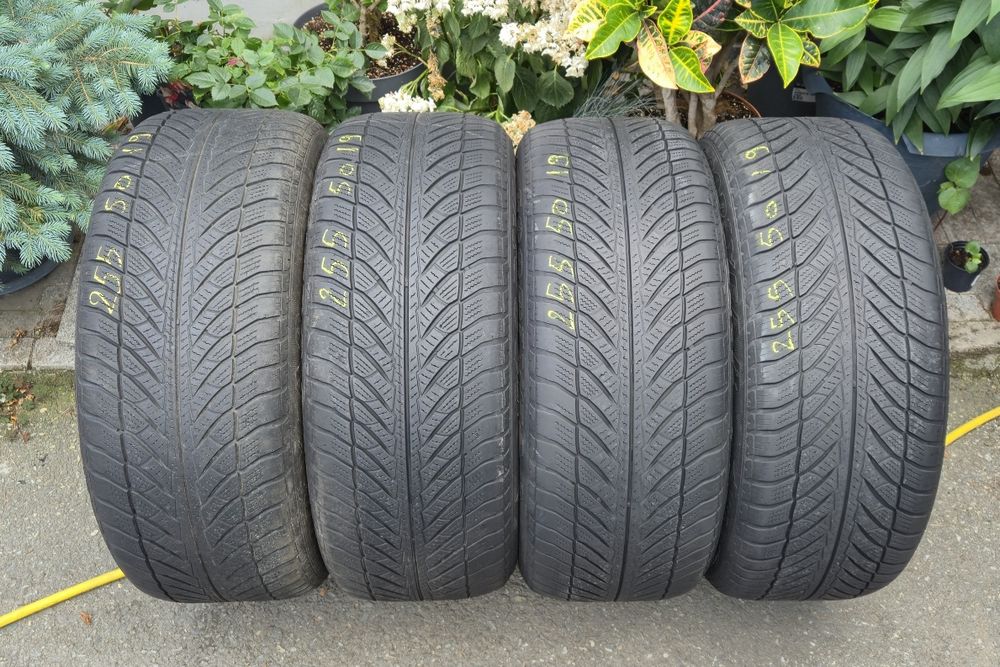 SET Anvelope 255/50/19 M+S Goodyear