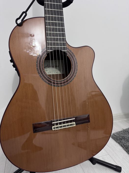 Chitară Electro-Clasică Almansa 403 CW – Nylon – Fabricată în Spania