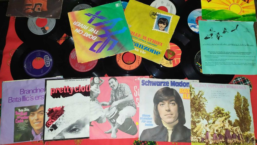 234 БРОЯ Грамофонни плочи ОТ ЕДНО ВРЕМЕ  в много добро състояние-80лв