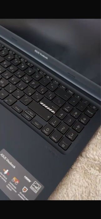 Продам ноутбук ASUS Vivobook 15 новый