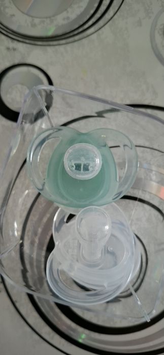 Стелизатор за бебешки шишета Tommee Tippee