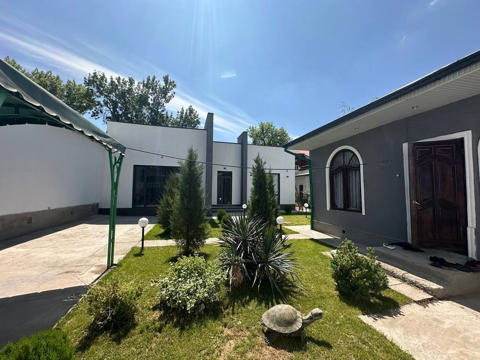 Ракат махаллада 4.5 сотих уй сотилади.