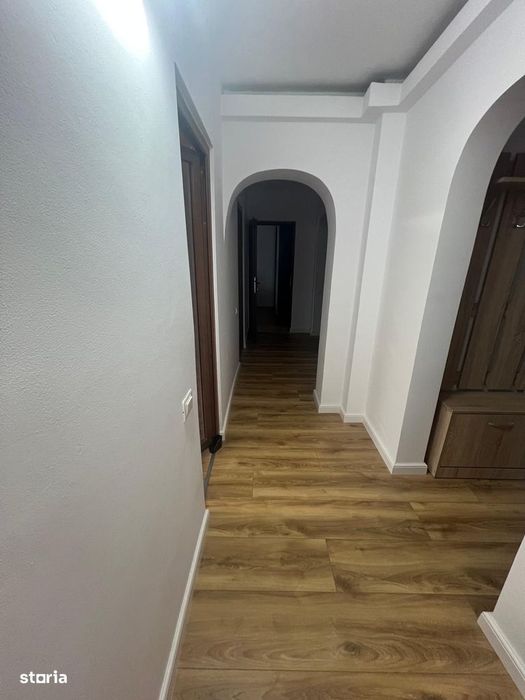 OFERTA DE INCHIRIAT 3 Camere str. Nae Leonard pret 500 euro