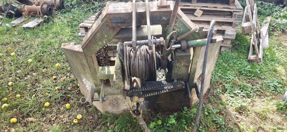 International 845