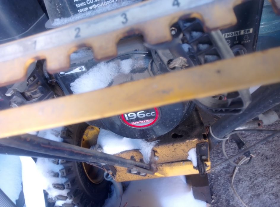 Снегоуборочная машина