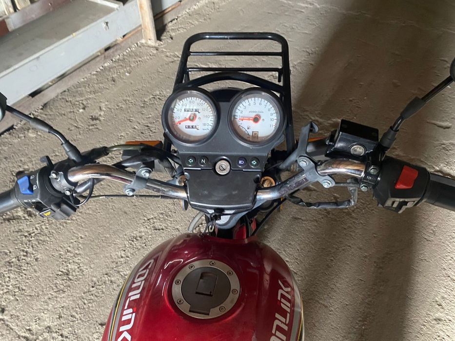 Мотоцикл Сонг линг