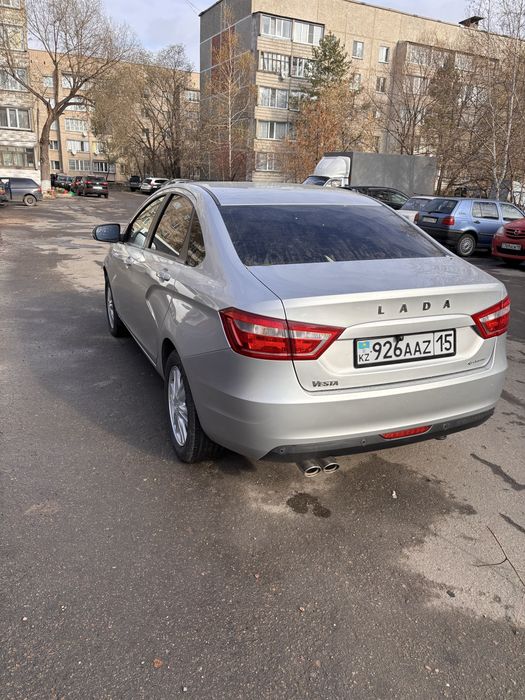 Лада Веста продам