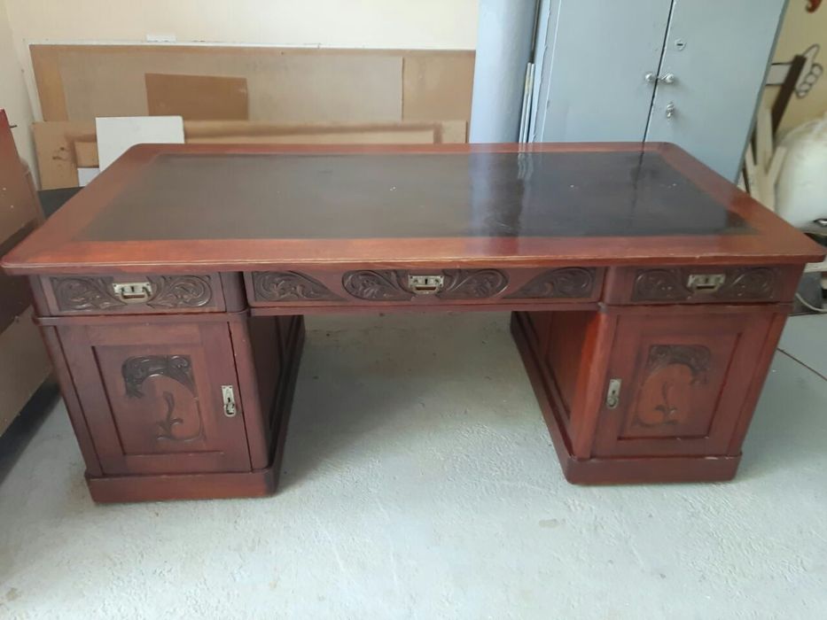 Мебель ретро стол буфет