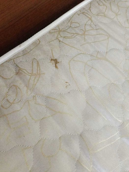 Продам матрас 160 х 200.