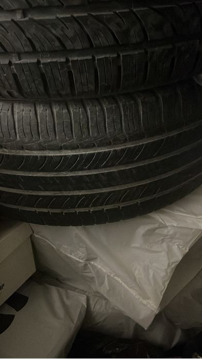 Продам шины 285 60 R18