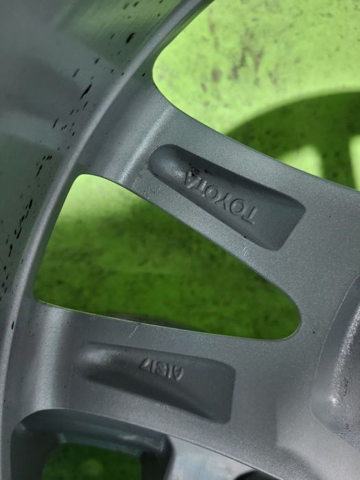 17 5x114.3 Toyota лети джанти 5х114.3 тойота