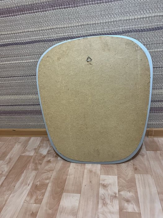 Зеркало настенное