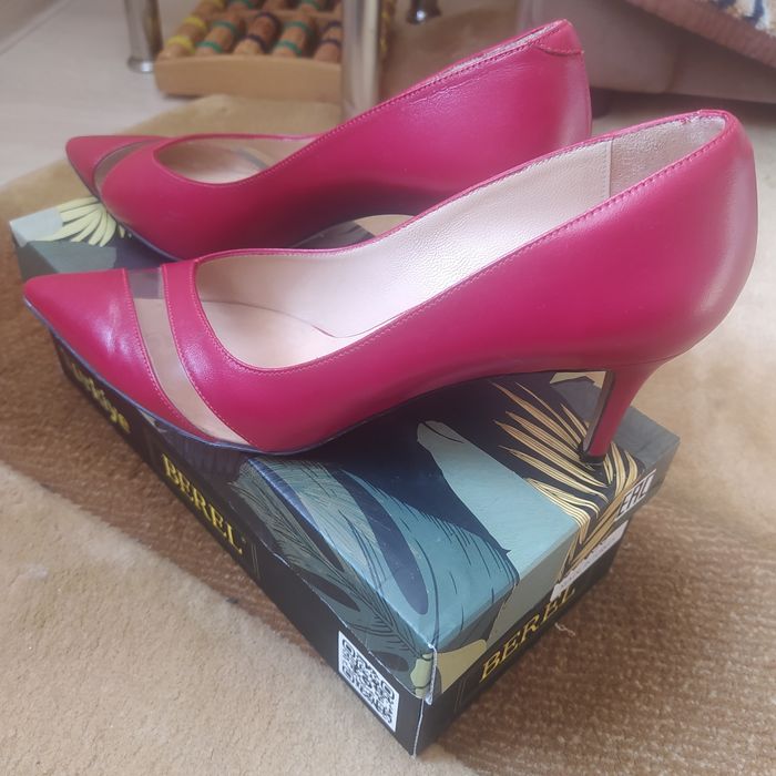 Продам кожаные туфли