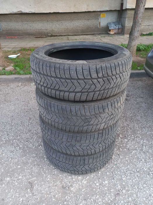 Гуми 235/55/19 Pirelli scorpion winter