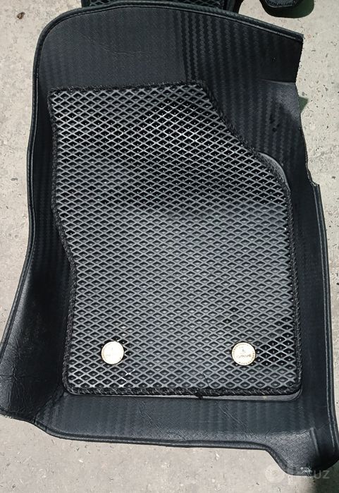 sotiladi polik nexia 2 b/u
